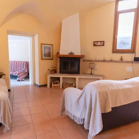Lägenhet La Prebeluna Da Ceve Pieve di Teco